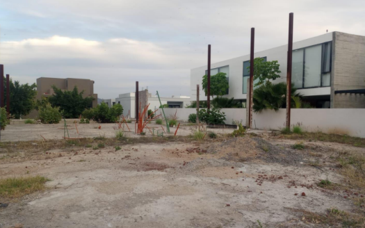 Terreno en venta – El Molino