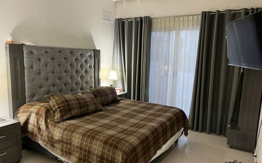 Casa en Venta – Loma Real